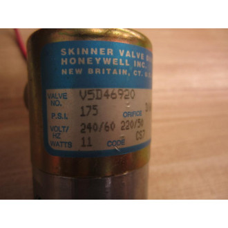 Skinner Valve V5D46920 Solenoid Valve 240220V - New No Box