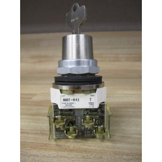Allen Bradley 800T-H42 Selector Switch 800TH42 W800T-XA - New No Box