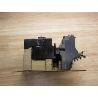 Allen Bradley 702-BOA-93 Contactor 702-B0A-93 - Used