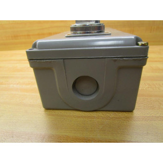 Westinghouse OT 15-022 Pushbutton Station 0T 15-022 OnOffRun& Stop Buttons