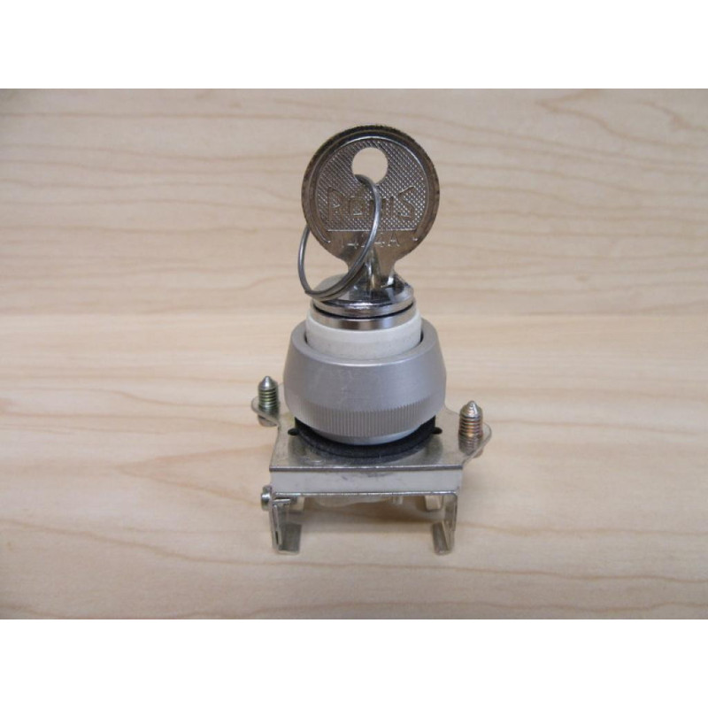 Baco Controls S2E 1424A Selector Switch - New No Box