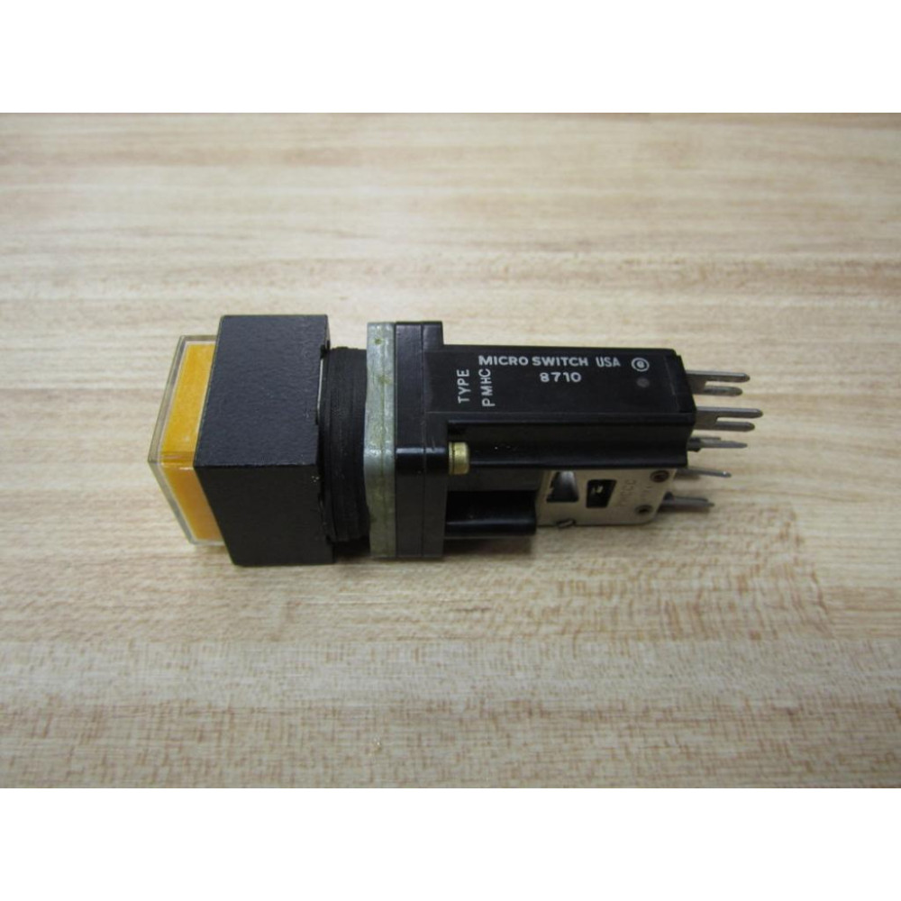 Micro Switch PMHC Honeywell Push Button Switch PMHC-8710 - Used