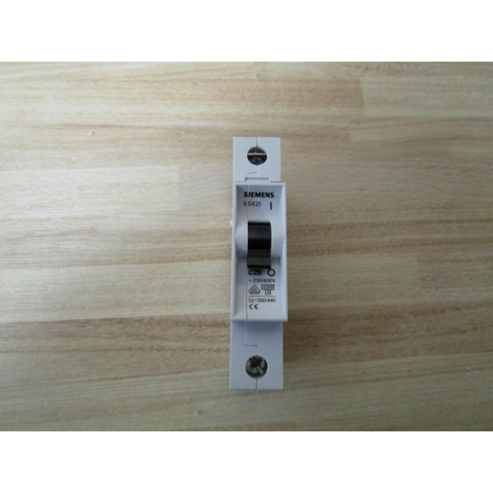 Siemens 5SX21 C25 Circuit Breaker 5SX2125-7 - New No Box