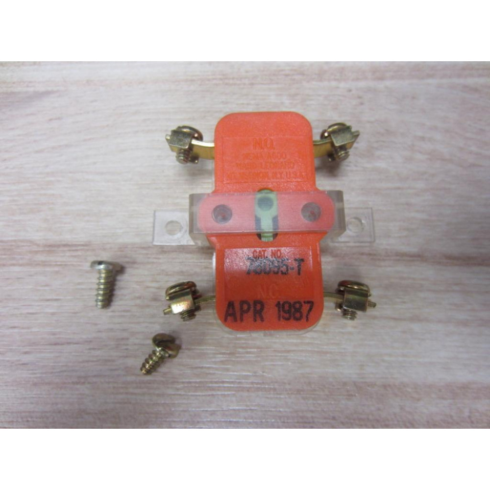 Ward 78095-T Joslyn Clark Contact 78095T WBracket - New No Box