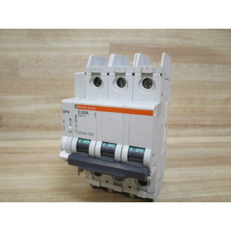 Merlin Gerin 60180 Breaker 20A wAuxiliary Switch 26925 - Used
