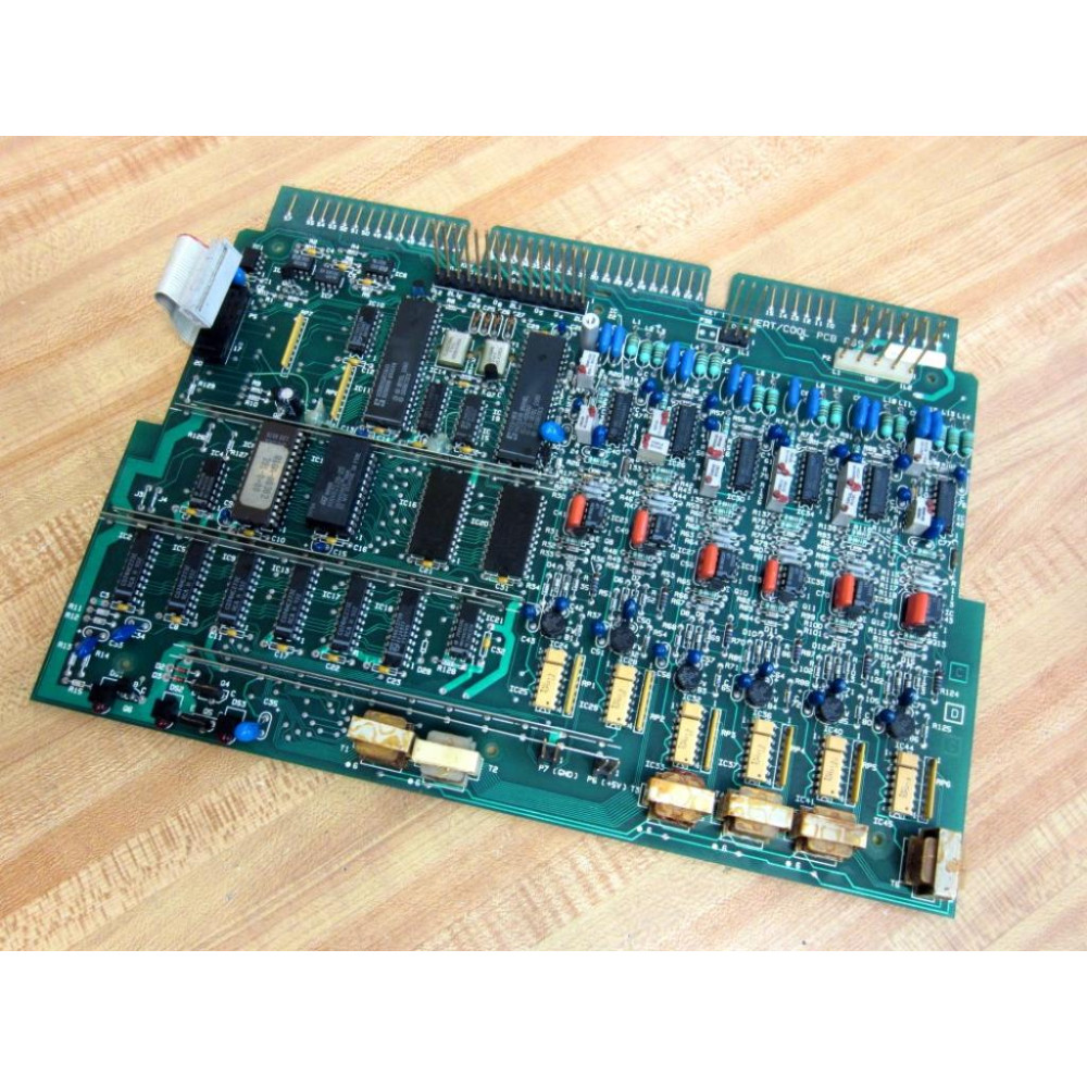 Barber-Colman A-13034-3 HeatCool PCB A130343 - Used