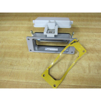 Thomas And Betts PB416 Base Panel Mount - New No Box