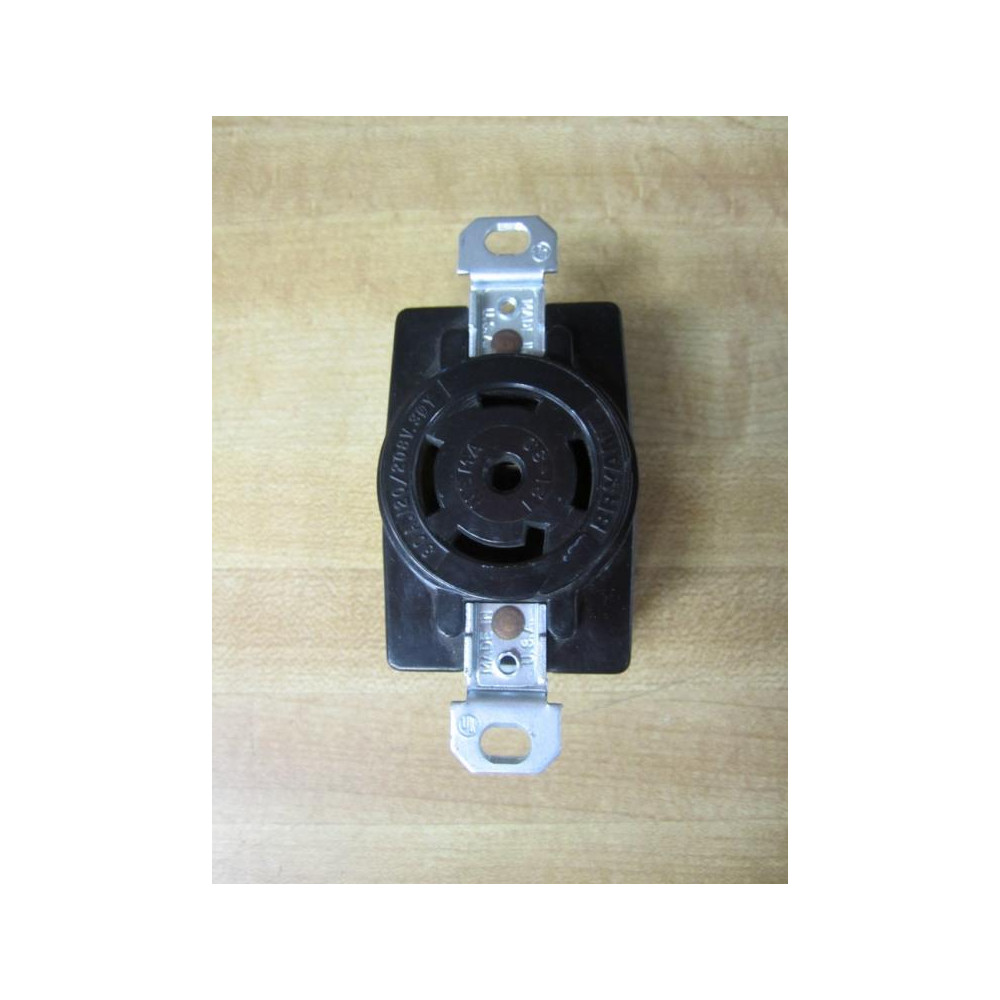 Bryant 72130 FR Locking Receptacle 30A 120208V - New No Box