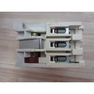 Cutler Hammer CE15JN3 Contactor - Used