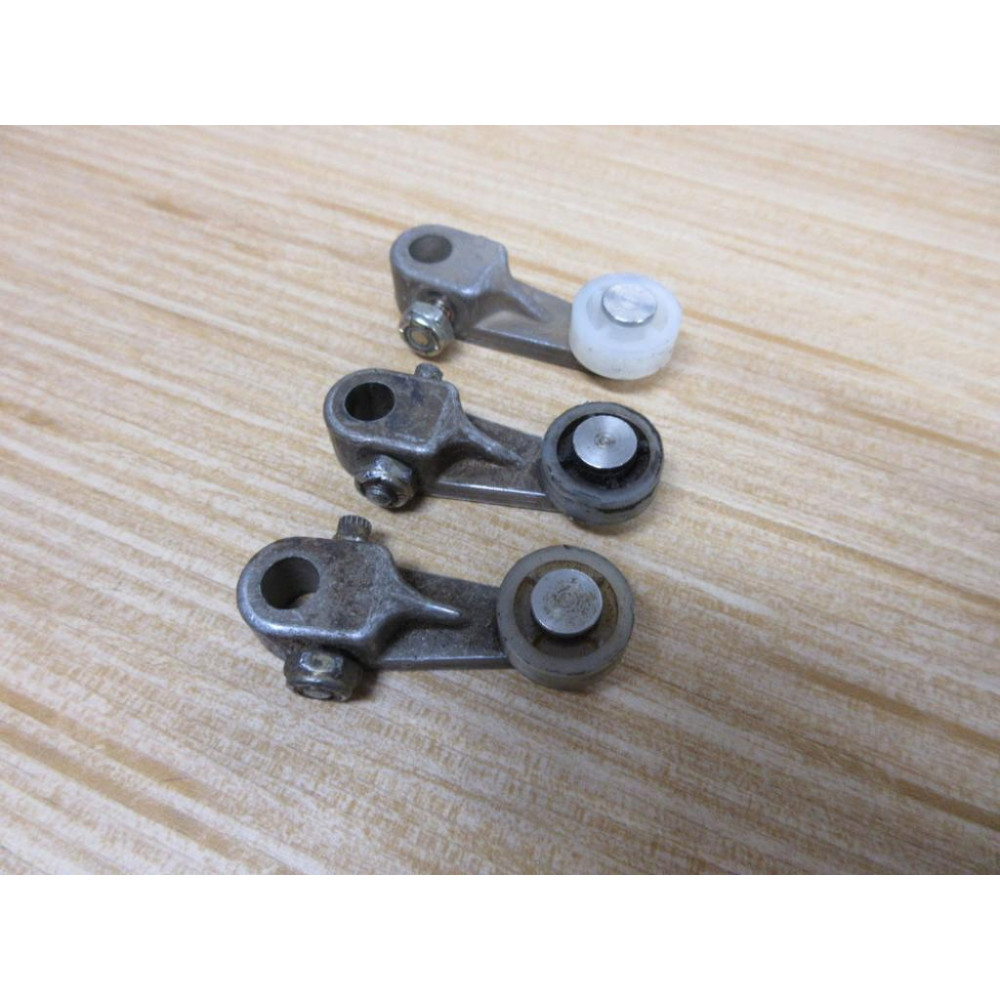Allen Bradley 802T-W1 Lever Arm 802TW1 (Pack of 3) - Used