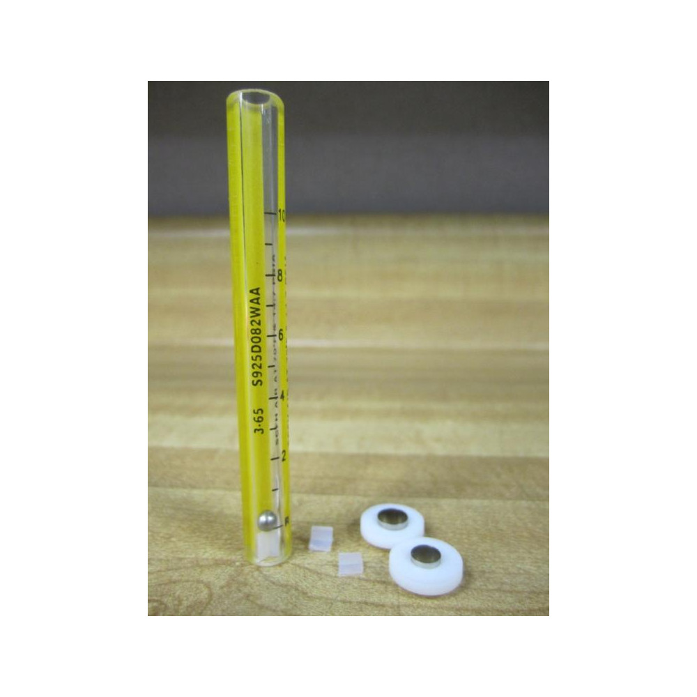 Dwyer VFB-91-SSV Flow Meter 3-65  S925D082WAA - New No Box
