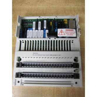 Schneider 170-ADM-690-51 IO Module 170ADM69051