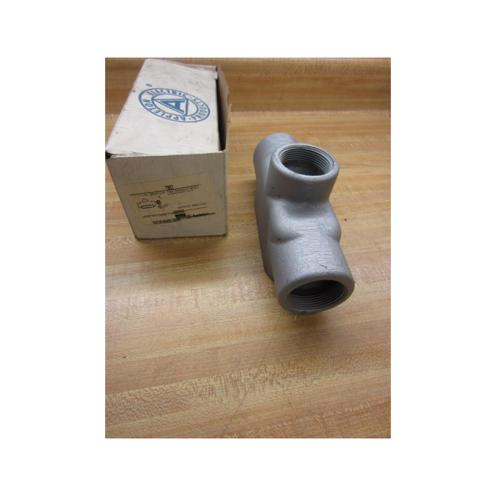 Appleton TB57 Grayloy FM7 Conduit Body 1-12" TB Style