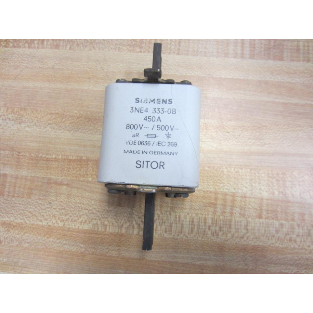 Siemens 3NE4 333-0B Fuse Link 3NE43330B Cracked - Used