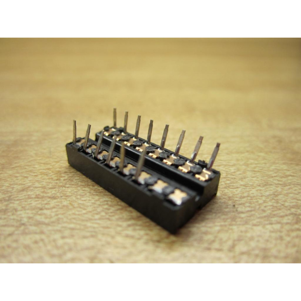 SKT C Integrated Circuit Missing 2 Pins  pull curt - Used