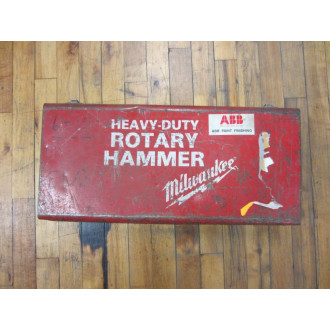 Milwaukee 1 14" Rotary Hammer Drill 5343 - Used