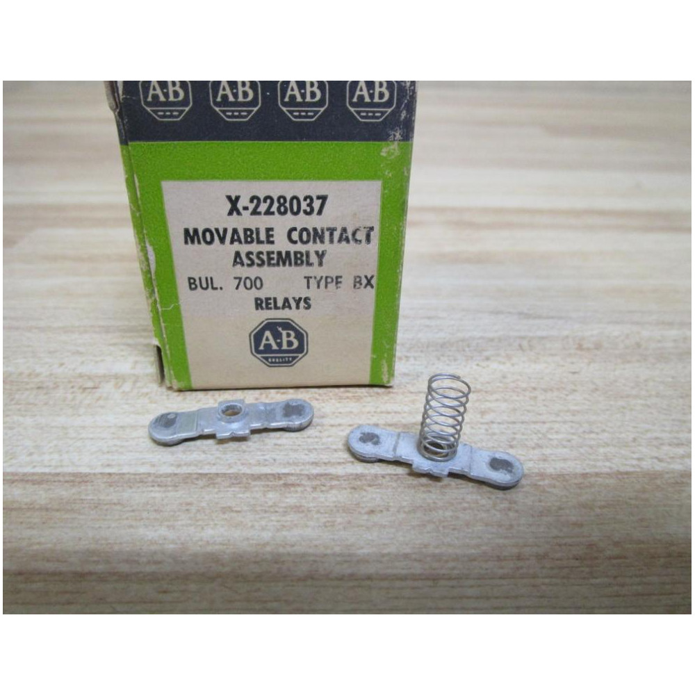 Allen Bradley X-228037 Contact X228037 700 Type BX (Pack of 12)