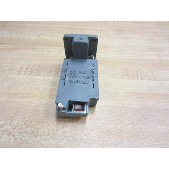 Cutler Hammer E50SGN Limit Switch Body Only - Used