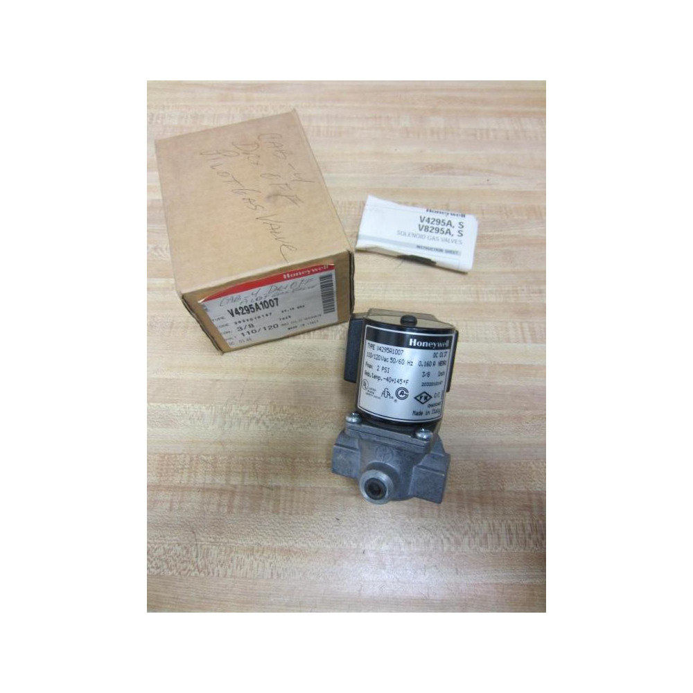Honeywell V4295A1007 Pilot Gas Valve 38" 110120V