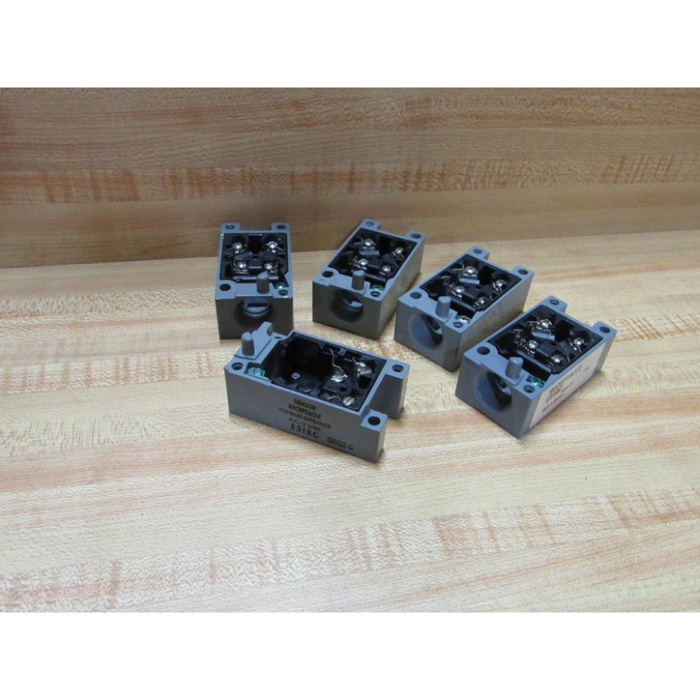 Cutler Hammer E51RC Limit Switch Receptacle (Pack of 5) - Used
