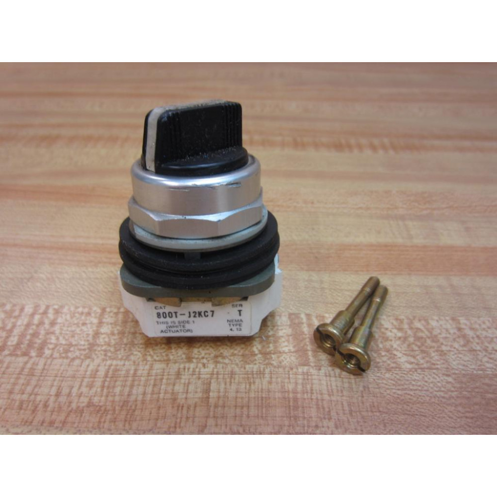 Allen Bradley 800T-J2KC7 Selector Switch 800TJ2KC7 Series T - Used