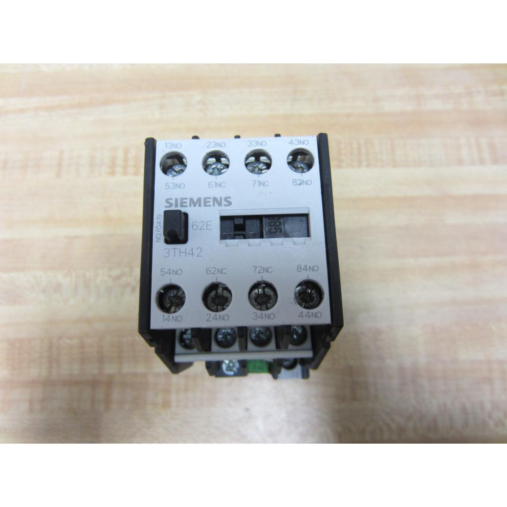 Siemens 3TH4262-0B Contactor 3TH42620B - Used