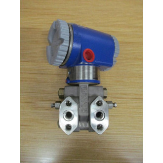 Foxboro IDP10-A22A21F-V Pressure Transmitter IDP10A22A21FV Chipped - Used