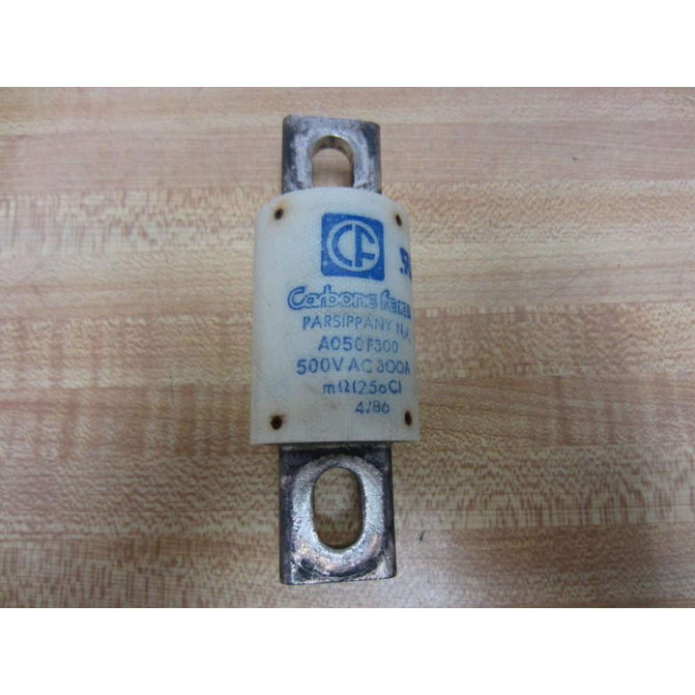 Carbone Ferraz A050F300 Fuse - Used