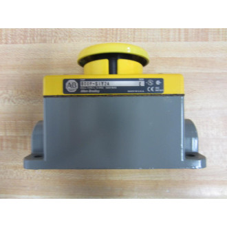 Allen Bradley 800P-S1Y2A Push Button Palm Operated 800PS1Y2A
