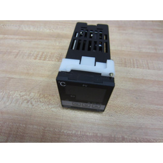 Omron E5CJ-Q2HB-F Temperature Controllers E5CJQ2HBF - New No Box
