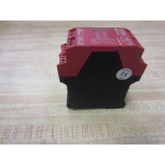 Telemecanique XPS-AK311144P Schneider Safety Relay - Used