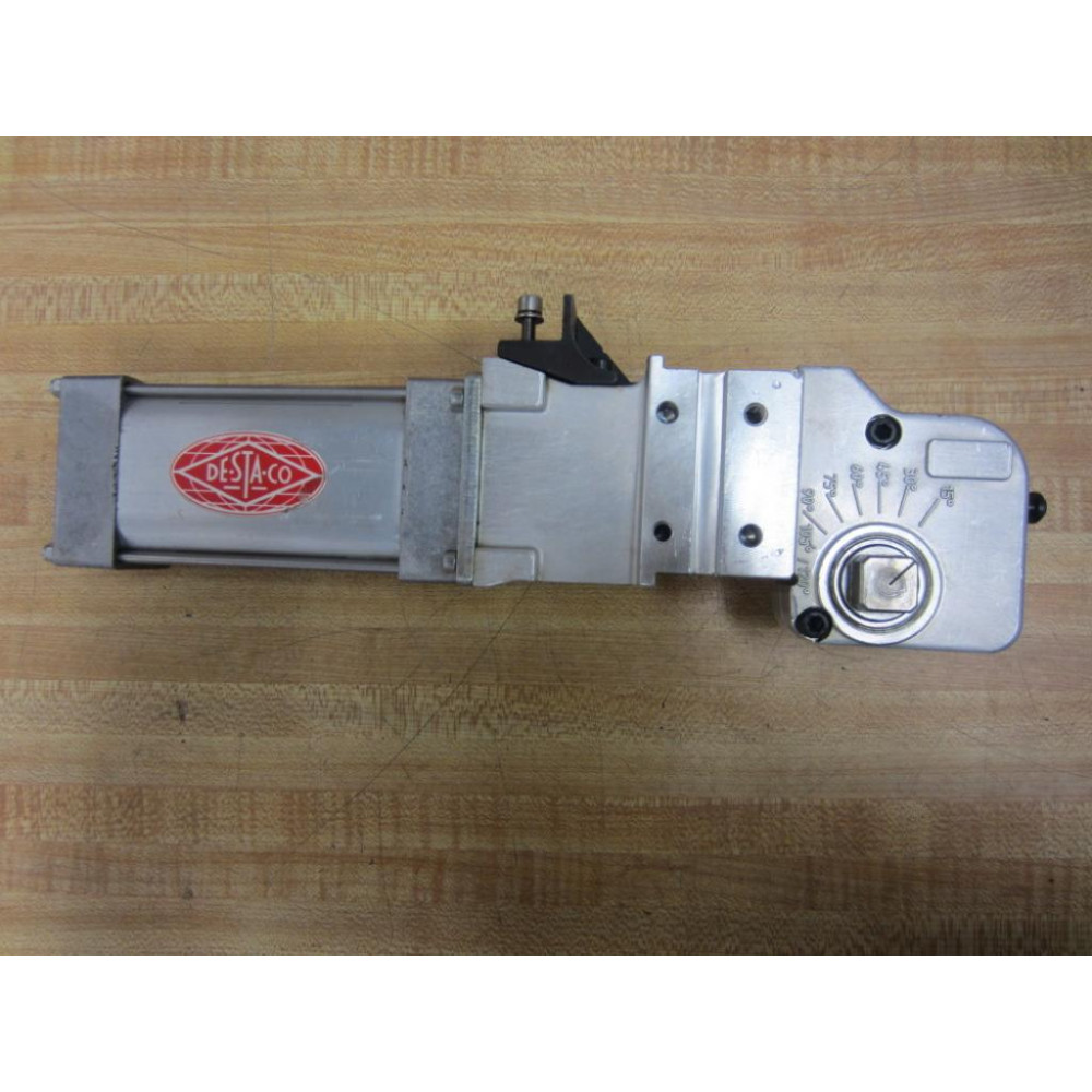 De-Sta-Co 82M-123040D8 Destaco clamp 82M123040D8 - Used