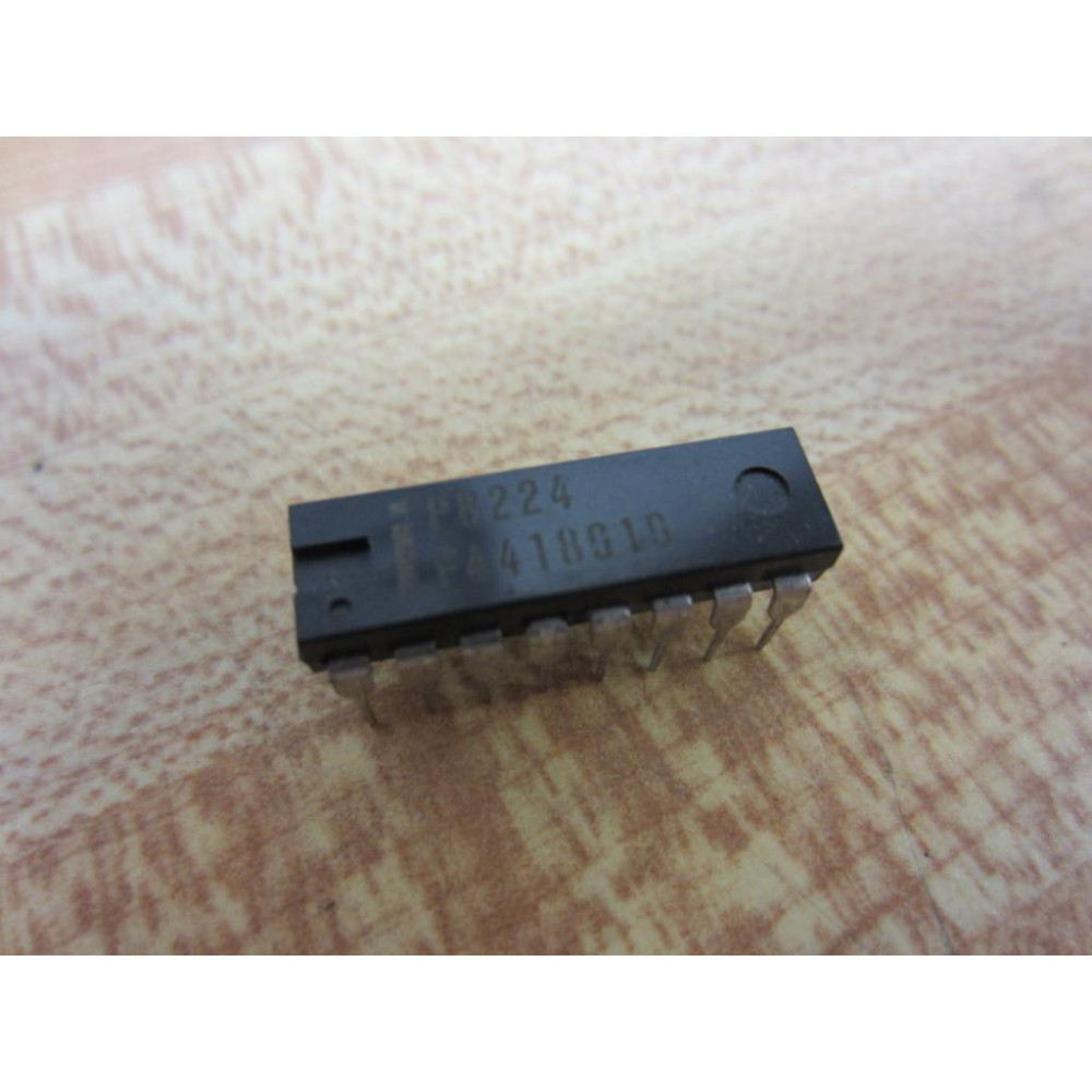 Intel P8224 F4418010 Ic Chip - New No Box