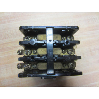 General Electric CR353ACY10H Contactor 40A 600V 55-B32H 24V - New No Box