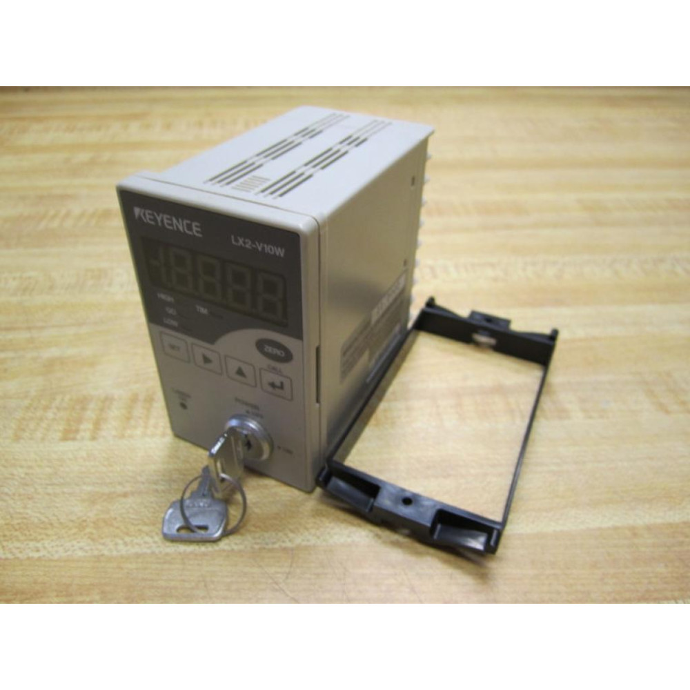 Keyence LX2-V10W Photoelectric Laser LX2V10W 1820681 - New No Box