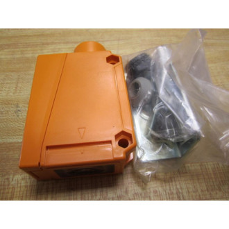 ATC 7261AT0X2FXX Beam Switch Thru-Beam Scanner