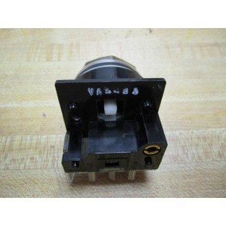 General Electric CR104PBG10B1 Push Button  GE wCR104PXC1