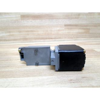 Cutler Hammer E51DEL Eaton Photoelectric Head WO Receptacle - New No Box