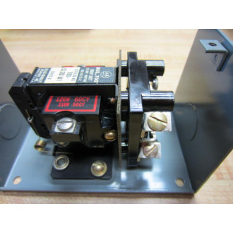 Allen Bradley 700-CL201A1 Type CL AC Control Relay With Enclosure Series B