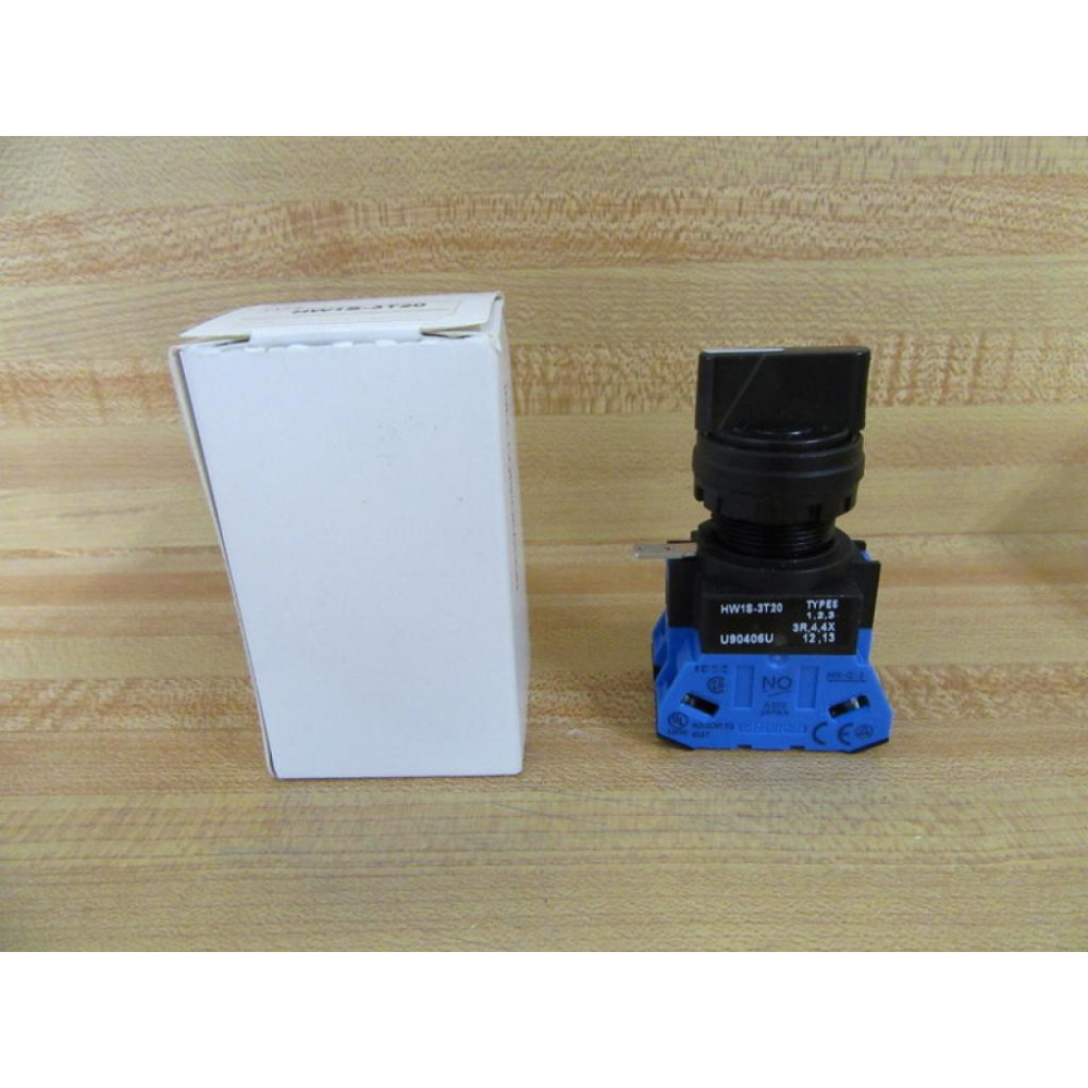 IDEC HW1S-3TF20 3-Pos Selector Switch HW1S3TF20