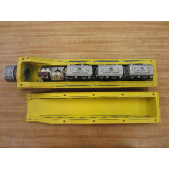Duct O Wire RPS Model Pushbutton Pendant Station Cracked Switch Housing - Used