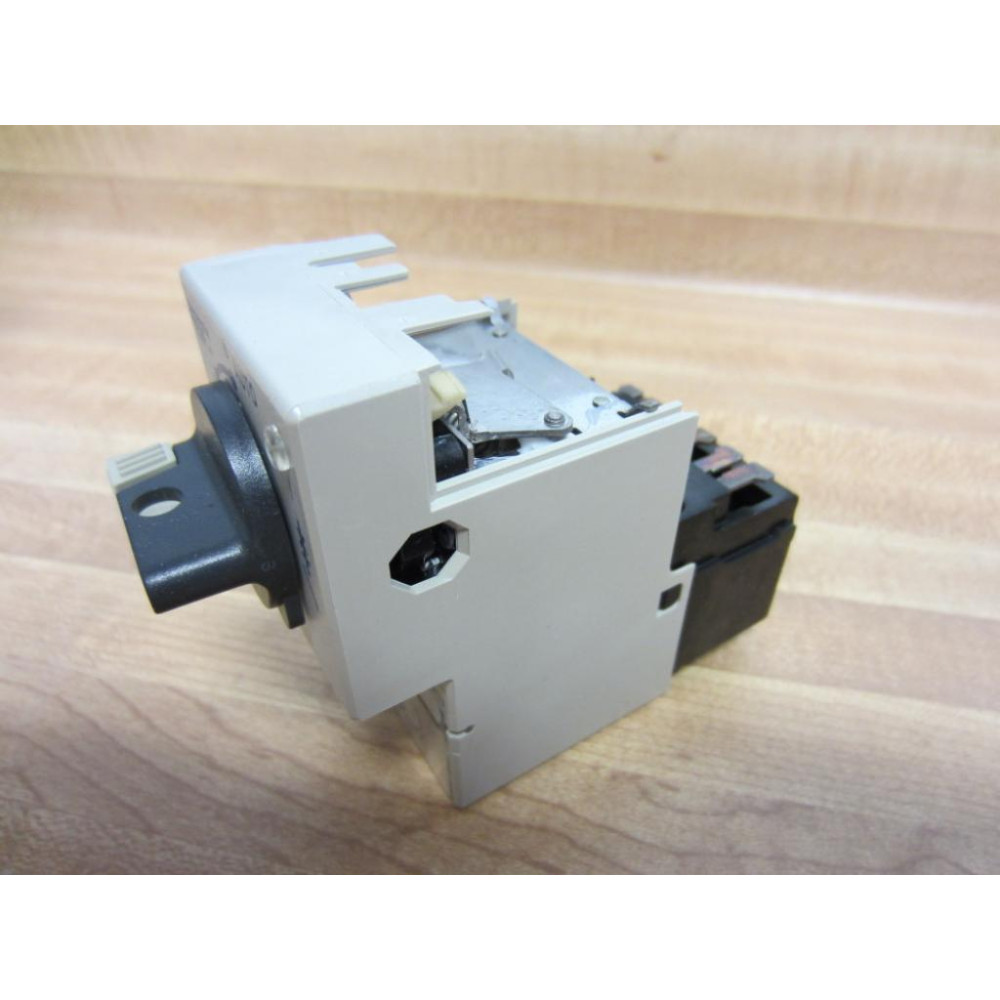 Telemecanique LB1-LB03P13 Protection Module LB1LB03P13 - Used