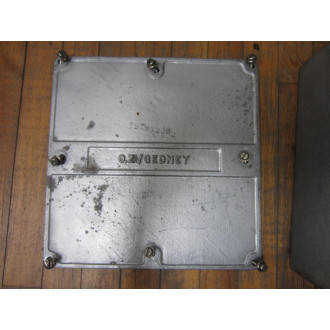 OZ Gedney YS121208 Cast Iron Junction Box - New No Box