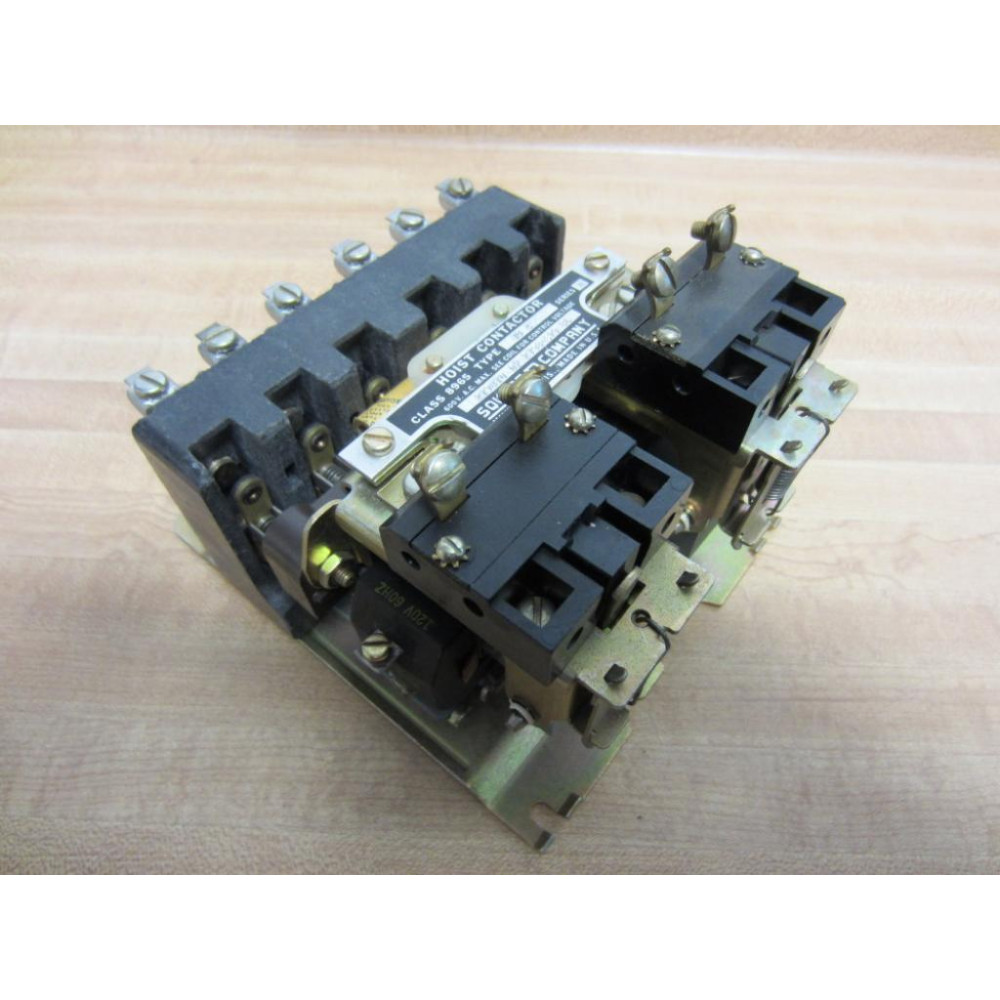Square D 8965-J0-4 Hoist Contactor - New No Box
