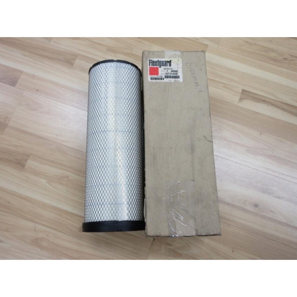 Fleetguard AF25468 Air Filter