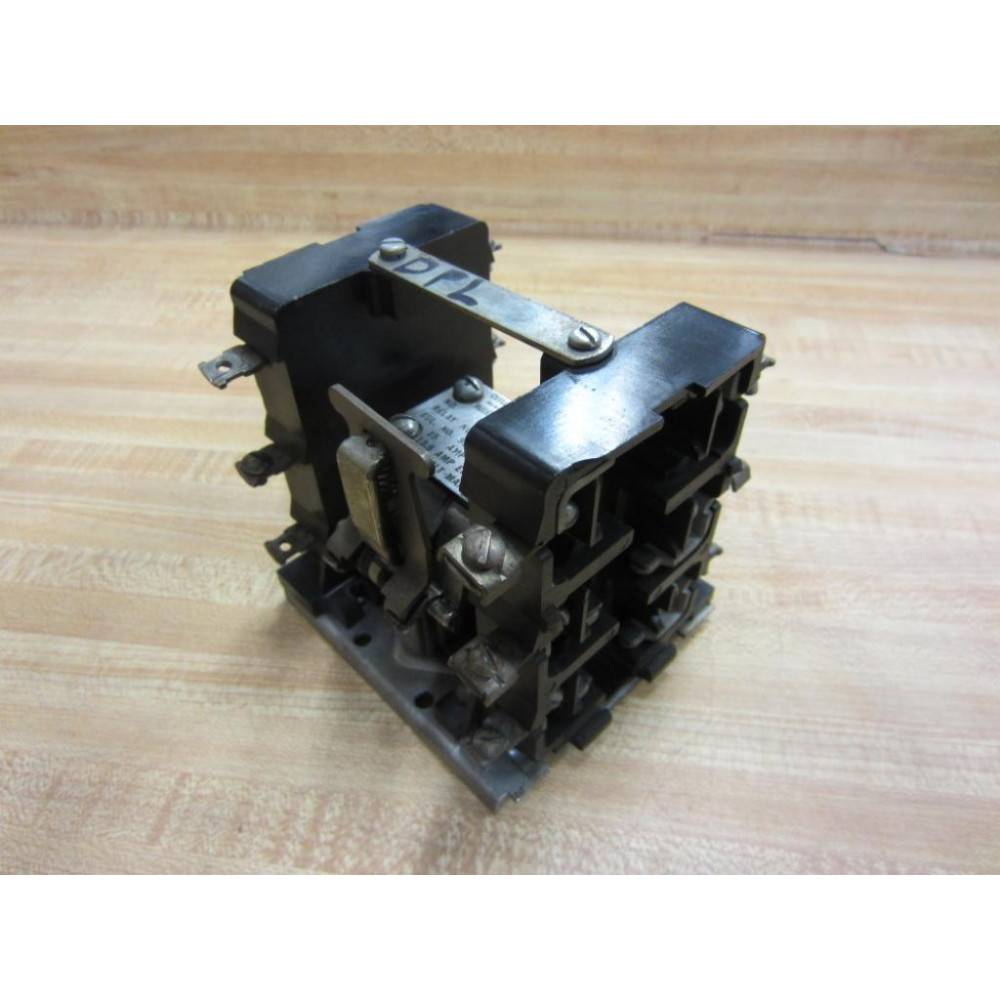 Cutler Hammer 853 Eaton Relay Model 6 - Used