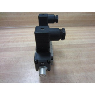 SMC VS4210 Double Solenoid Valve 38" 10A - Used
