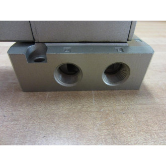 SMC VS4110 Solenoid Valve AC110-115V Port Size: 38" - New No Box