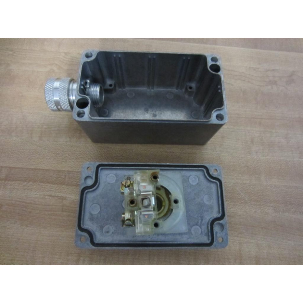 4 3564 X 2 3764 43564X23764 Outlet Box - New No Box