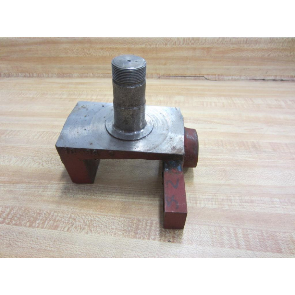 18 96 3 18963 2-34" X 1-14" Shaft Housing - Used